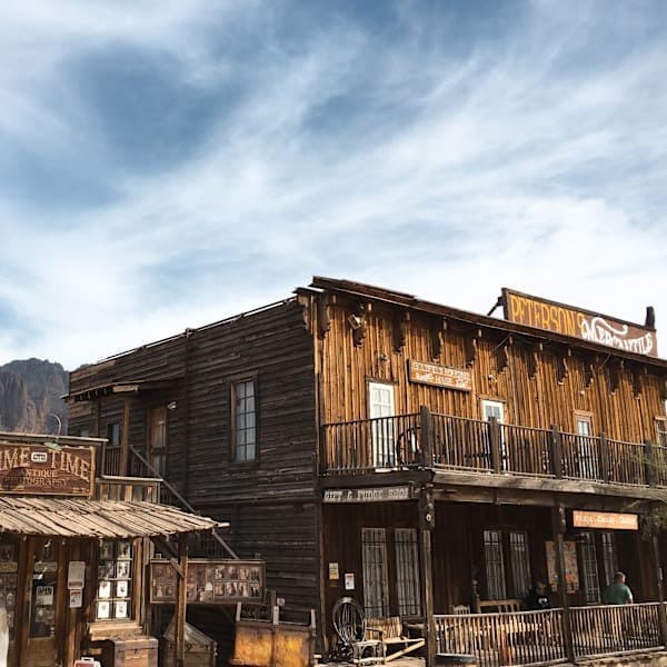 Wild West USA: Epic canyons and fabulous Vegas