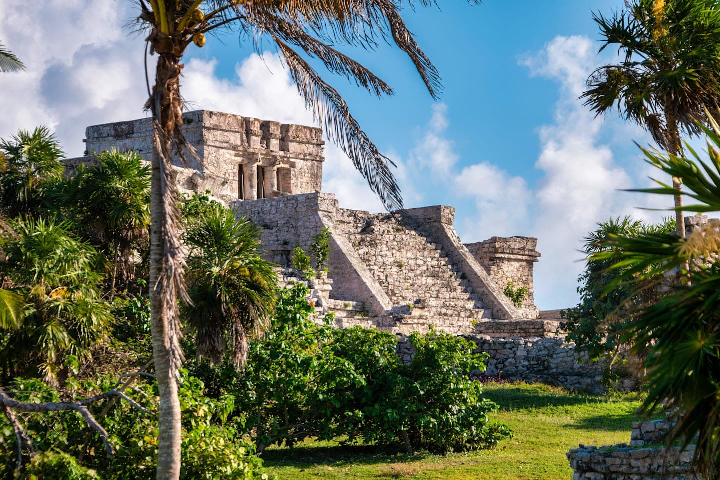 Ganztägige Tour nach Tulum & Coba mit Cenotebesuch thumbnail